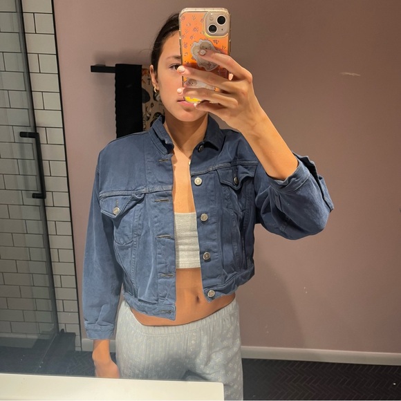 Chic Blue Button-Up Cropped Jacket - Picture 4 of 4